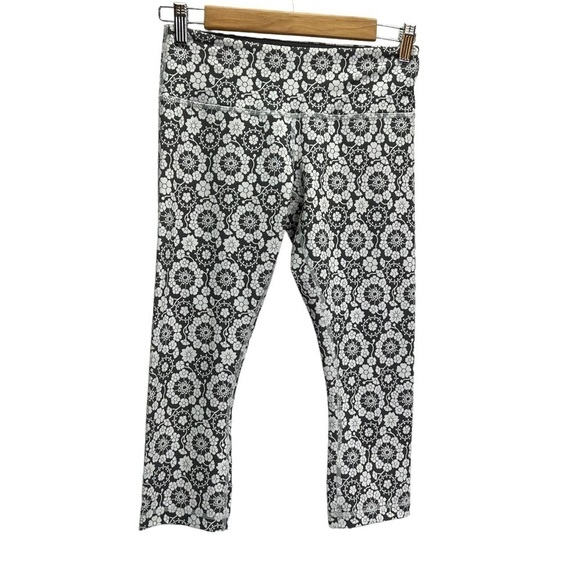 Lululemon Wunder Under Crop 21" Grey Twiggy Floral Leggings Size 6 - Picture 5 of 7